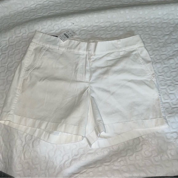 J. Crew Pants - NWT J. Crew White Shorts Style H1453 Women’s Size 6